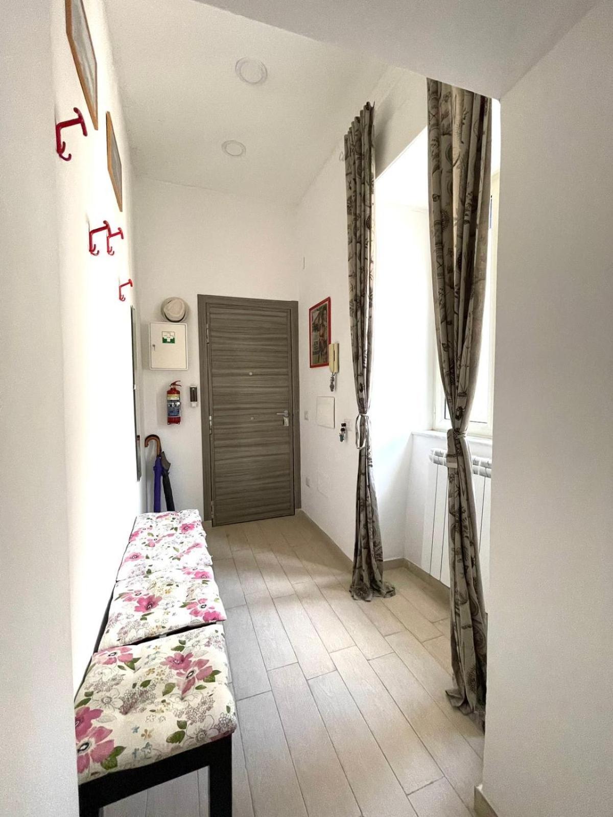 Ginevra'S Apartment Naples Exterior photo