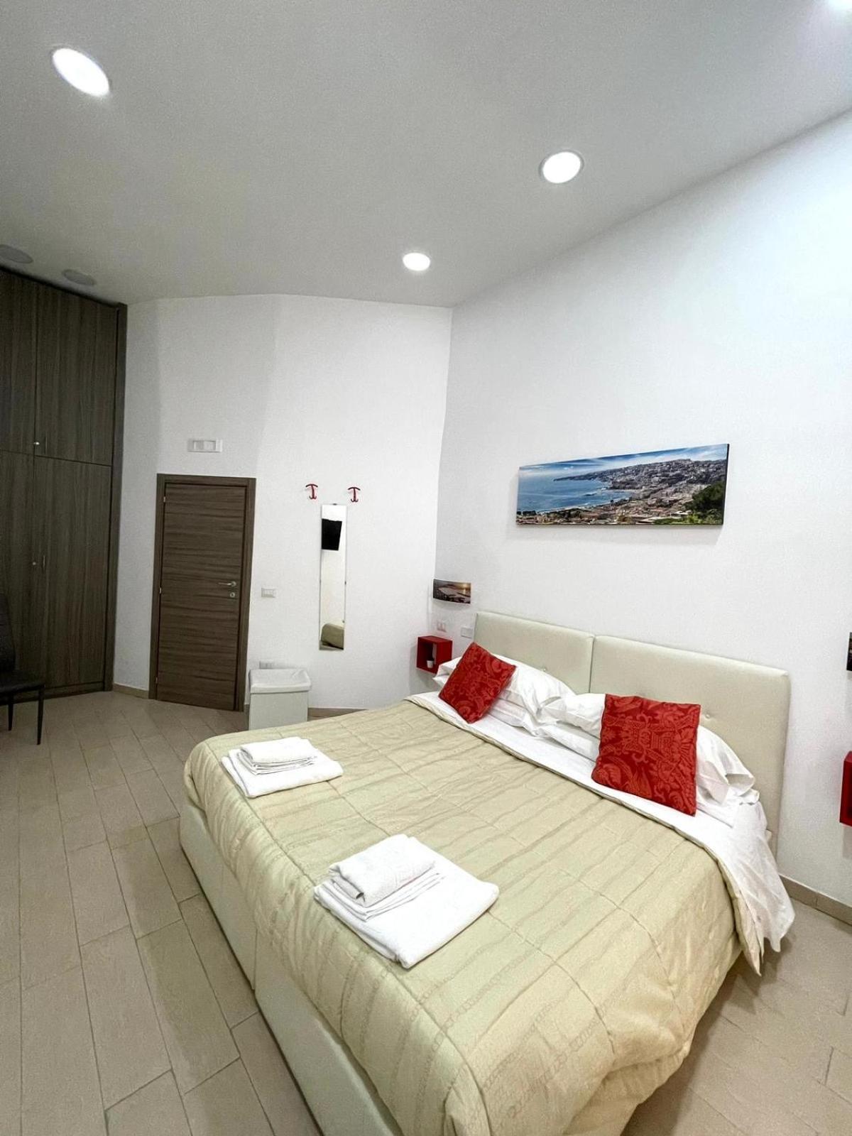 Ginevra'S Apartment Naples Exterior photo